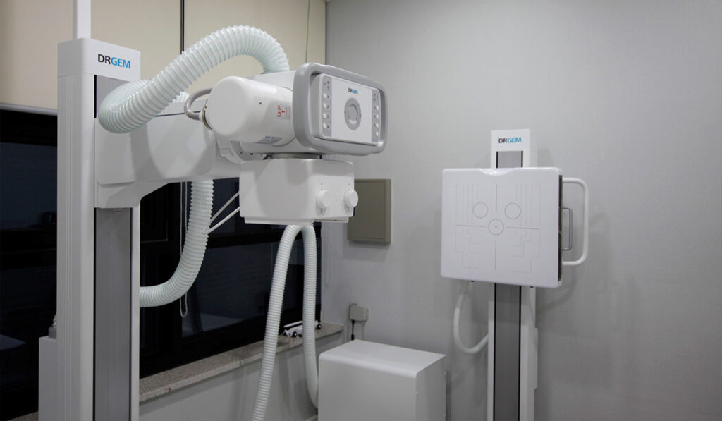 강서구 정형외과 연세효자정형외과 디지털 X-ray 영상진단실 저선량 골격 검사 장비